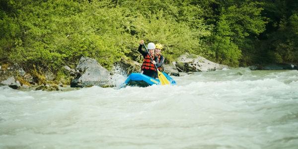 Kanu-Tour mit Bergblick auf der Isar