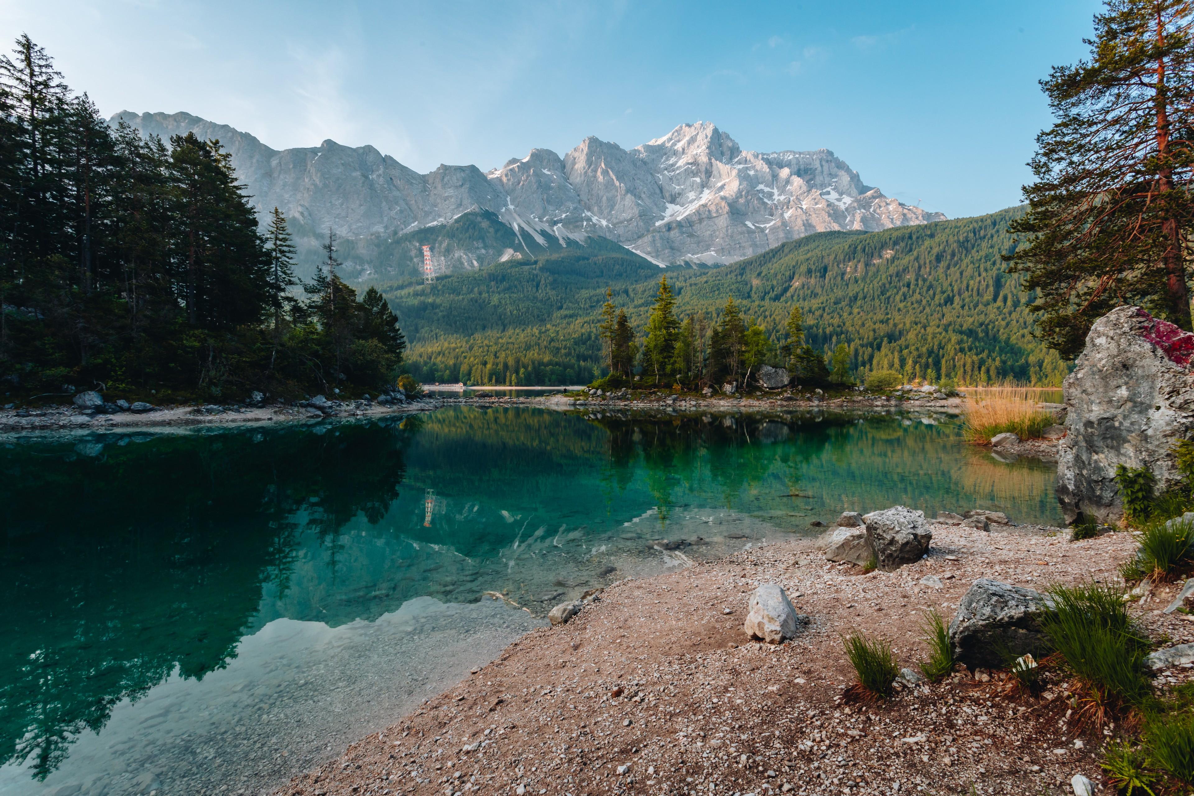 Garmisch-Partenkirchen mit dem berühmten Eibsee.