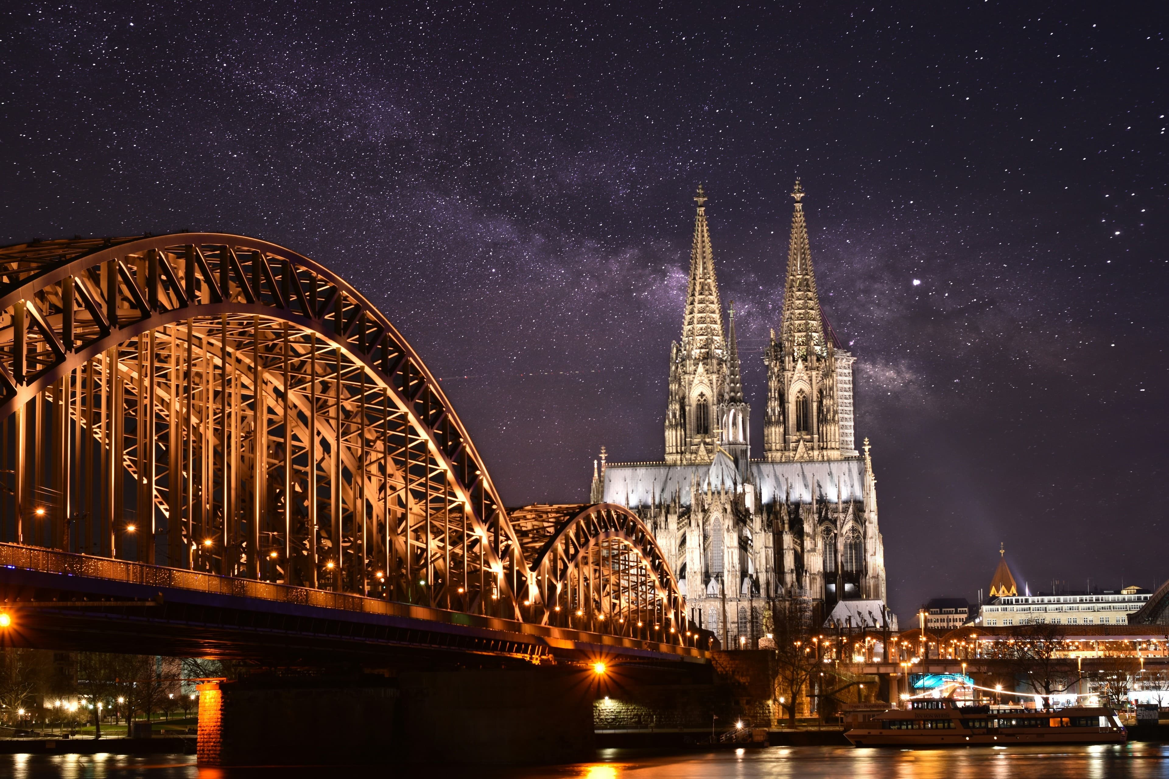 Köln bei Nacht