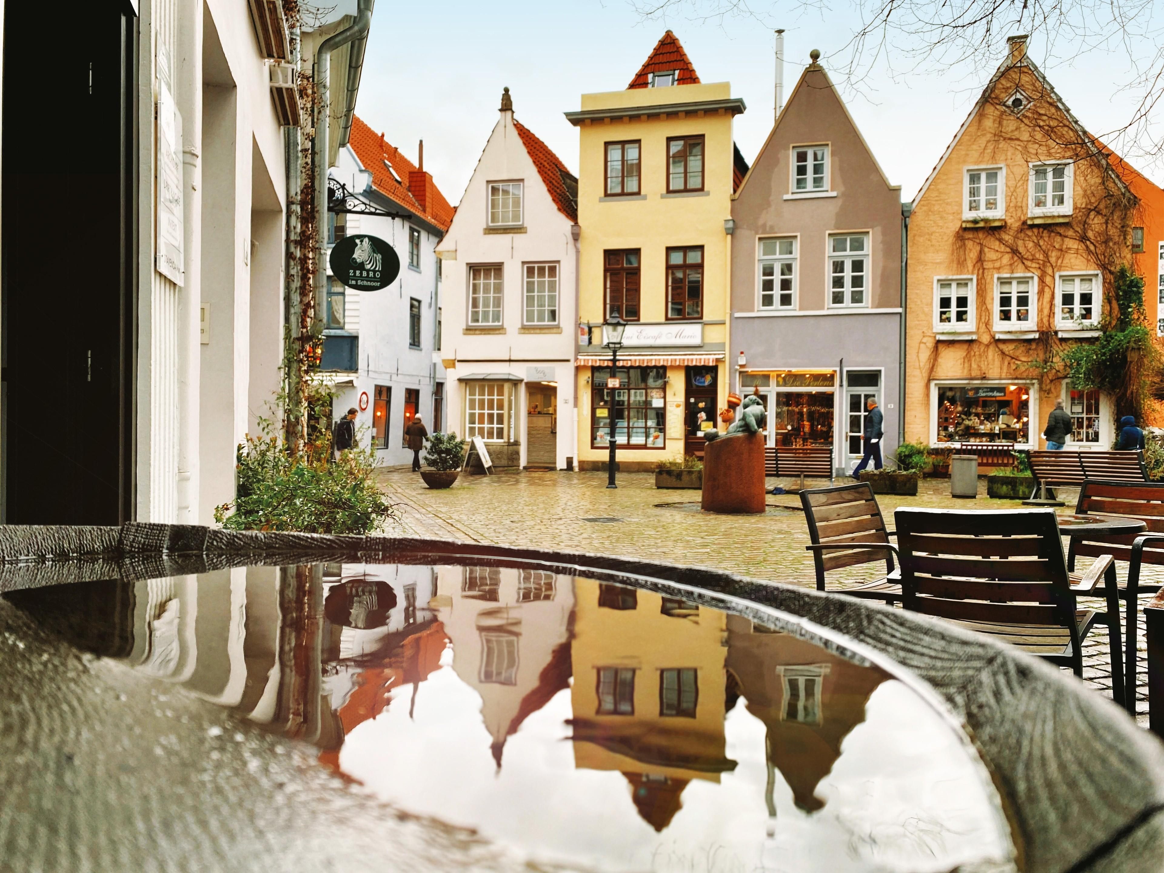 Charmante Gassen in der Hansestadt Bremen in Deutschland.