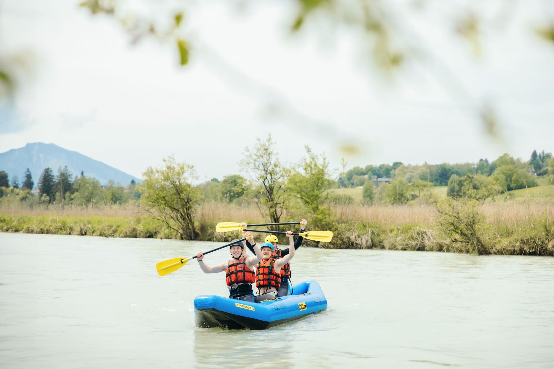 Kanu-Tour mit Bergblick auf der Isar