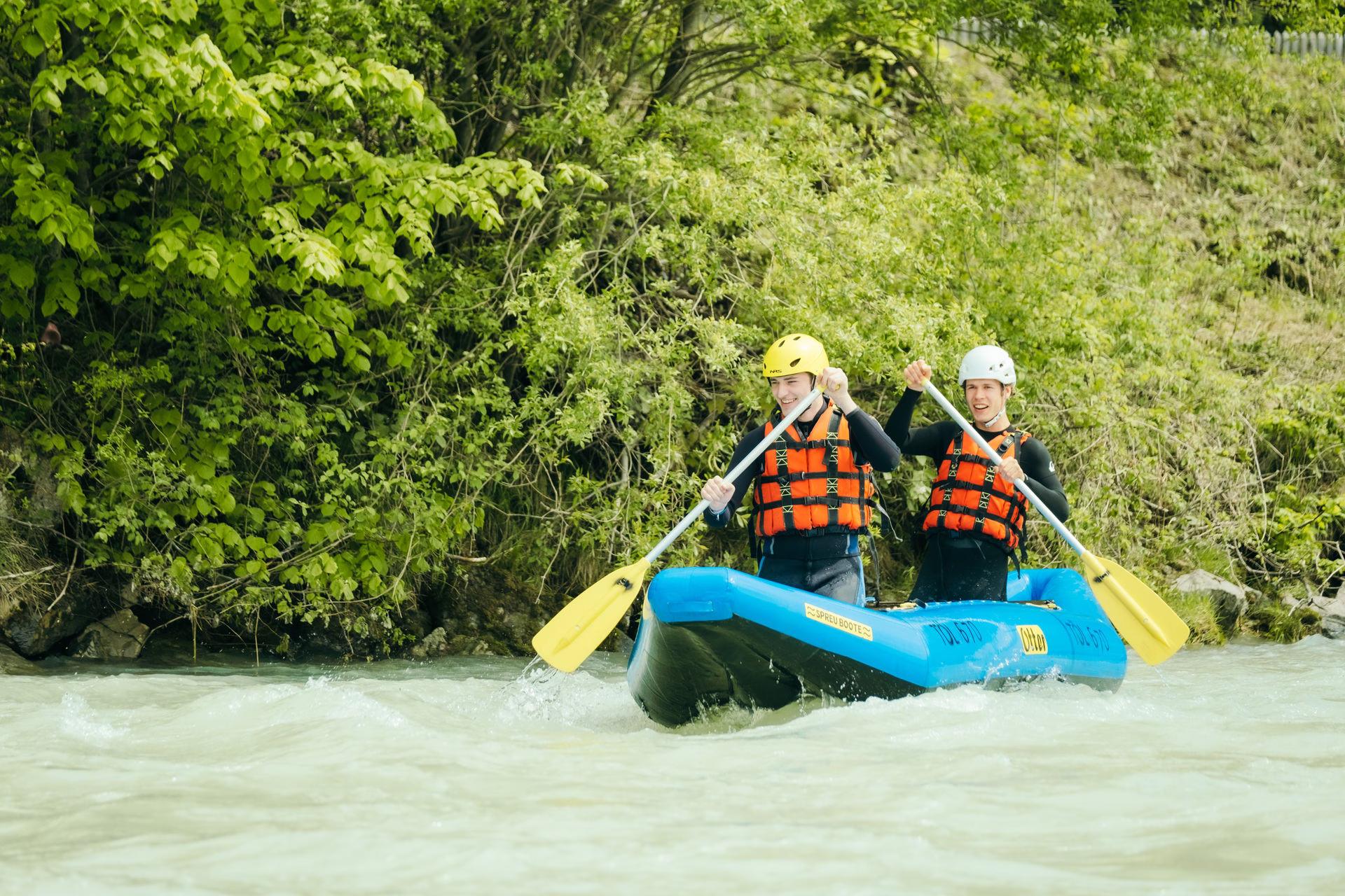 Kanu-Tour mit Bergblick auf der Isar