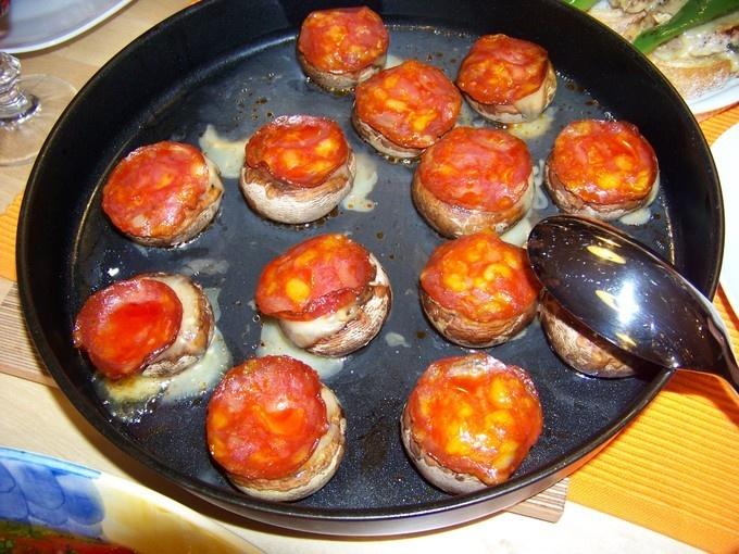 TAPAS, Spaniens kleine Häppchen: Von Pintxos zu Pintxos