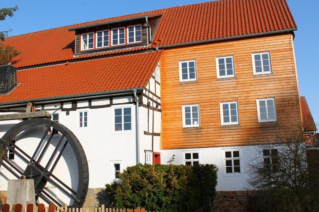 Historische romantische Mühle