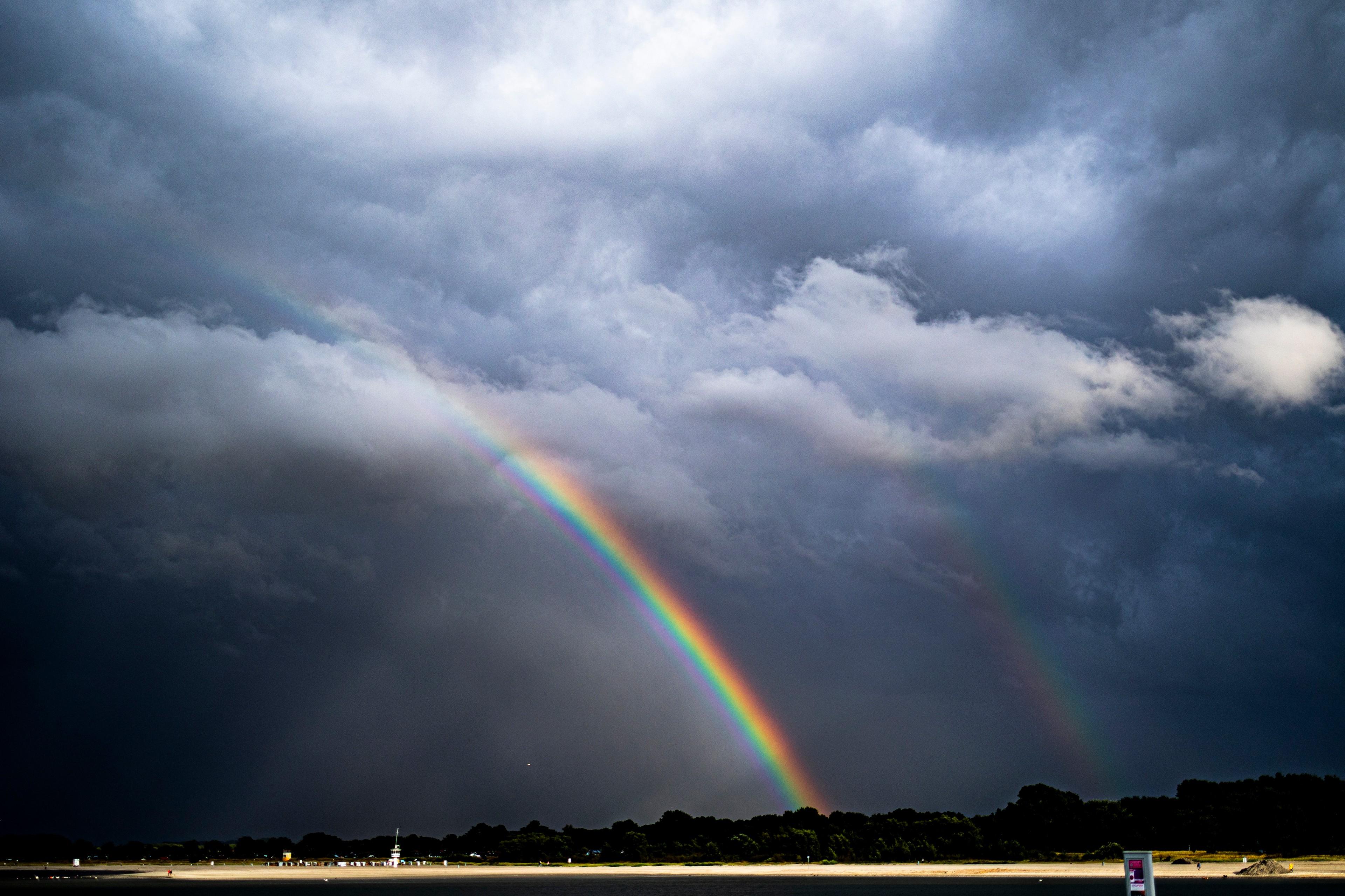 Regenbogen überm Strand in Travemünde