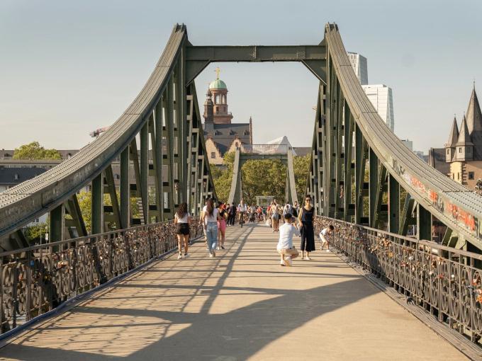 KLASSENFAHRT MIT DEM FAHRRAD IN FRANKFURT - HIGHLIGHTS RADTOUR