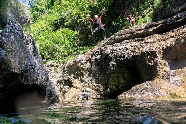 Sprung ins kalte Nass