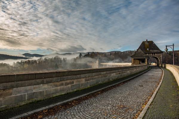 Edertalsperre im Herbst
