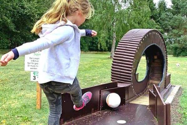Fußballgolf spielen in der Lüneburger Heide
