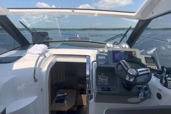 Fun Cruise Motoryacht mit Skipper