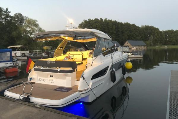 Fun Cruise Motoryacht mit Skipper