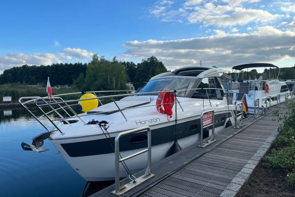 Fun Cruise Motoryacht mit Skipper