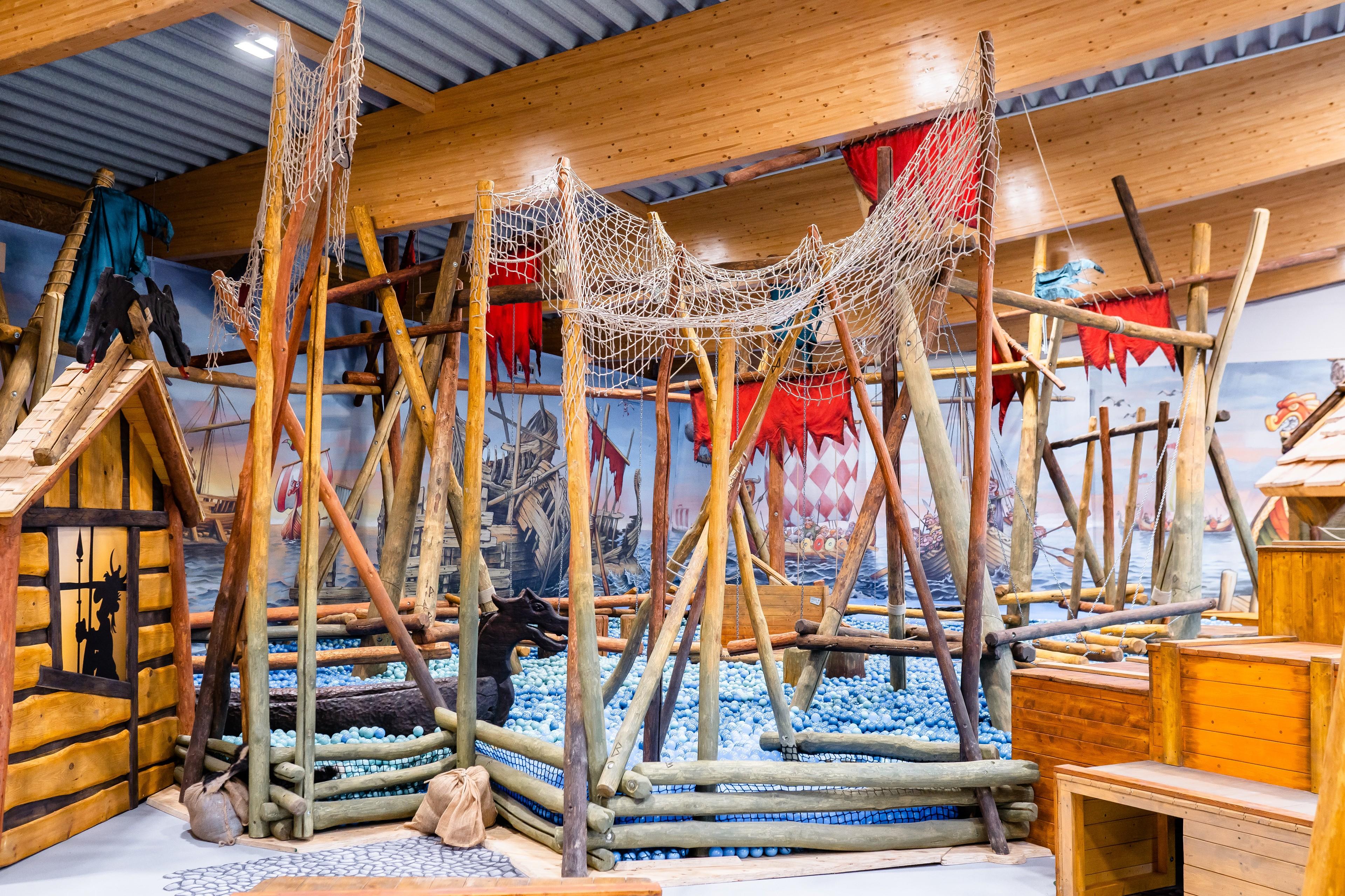 Bällebad im Wikinger-Indoorspielplatz Kühlungsborn