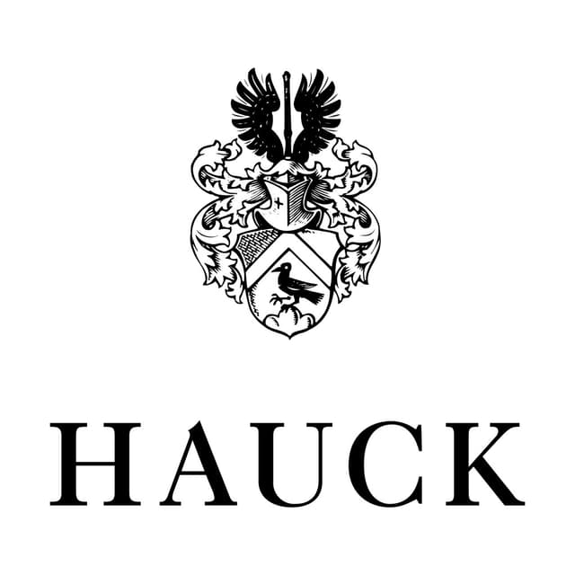 Logo des Weinhauses Hauck: Wappen mit Helm und Vogel