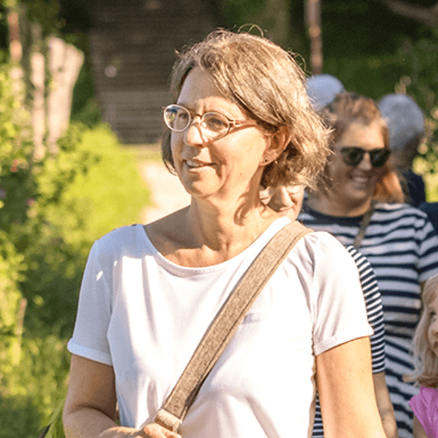 Kräuter-Expertin Yvonne Liebl aus dem Chiemgau