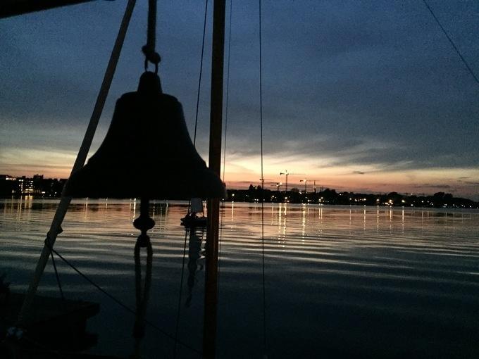Traumhafter Sundowner-Törn mit Zweimast-Segelkutter auf der Hamburger Alster