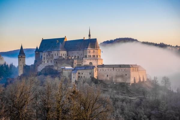 Schloss Vianden, Nature & Castle, sightseeing.lu